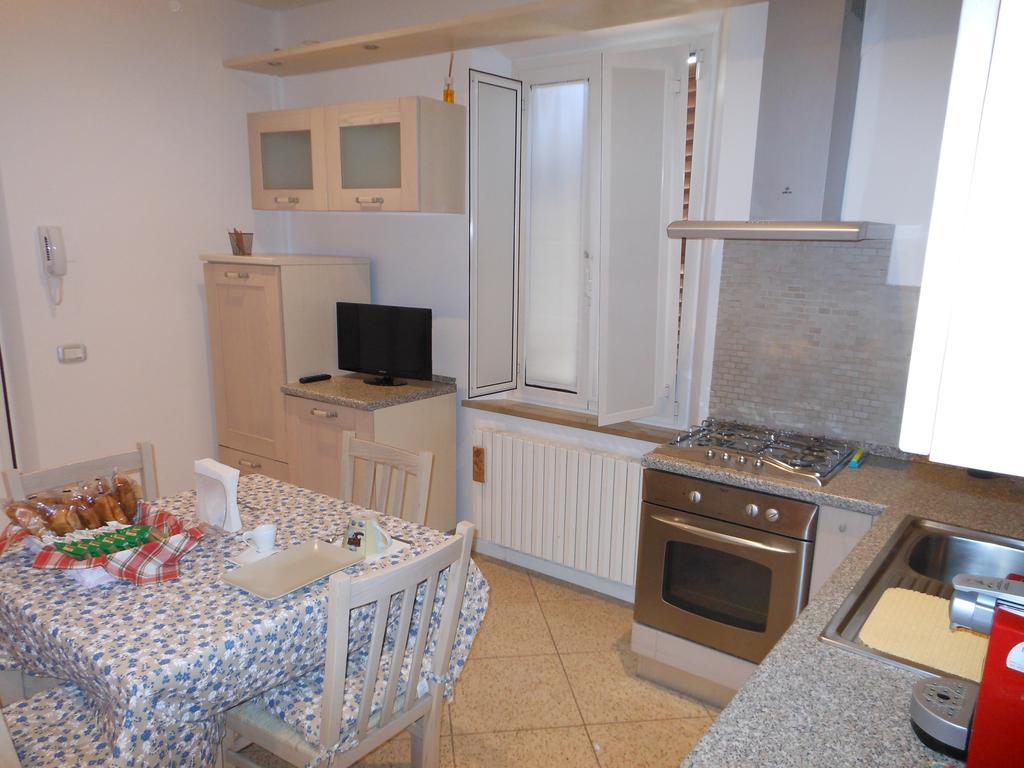 B&B La Luna Dal Borgo Iesi Dış mekan fotoğraf